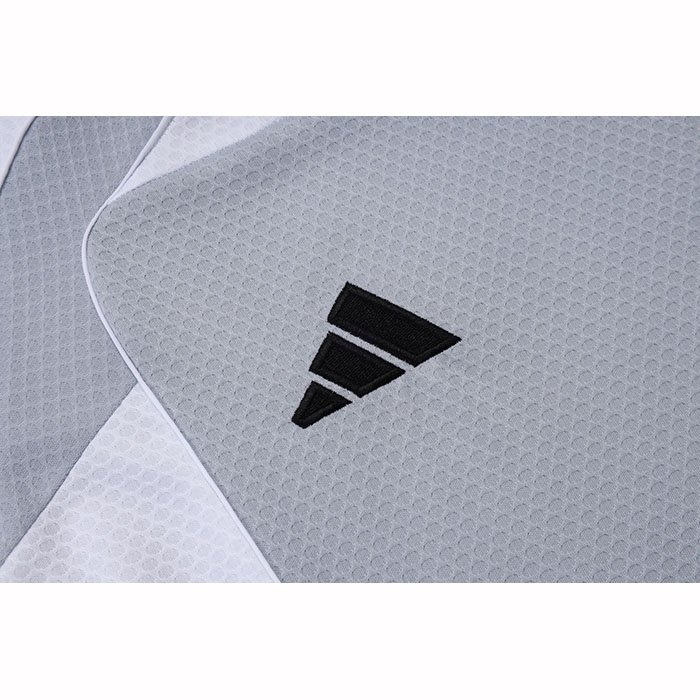 Chandal del Real Madrid Manga Corta 25-26 Gris - Pantalon Corto